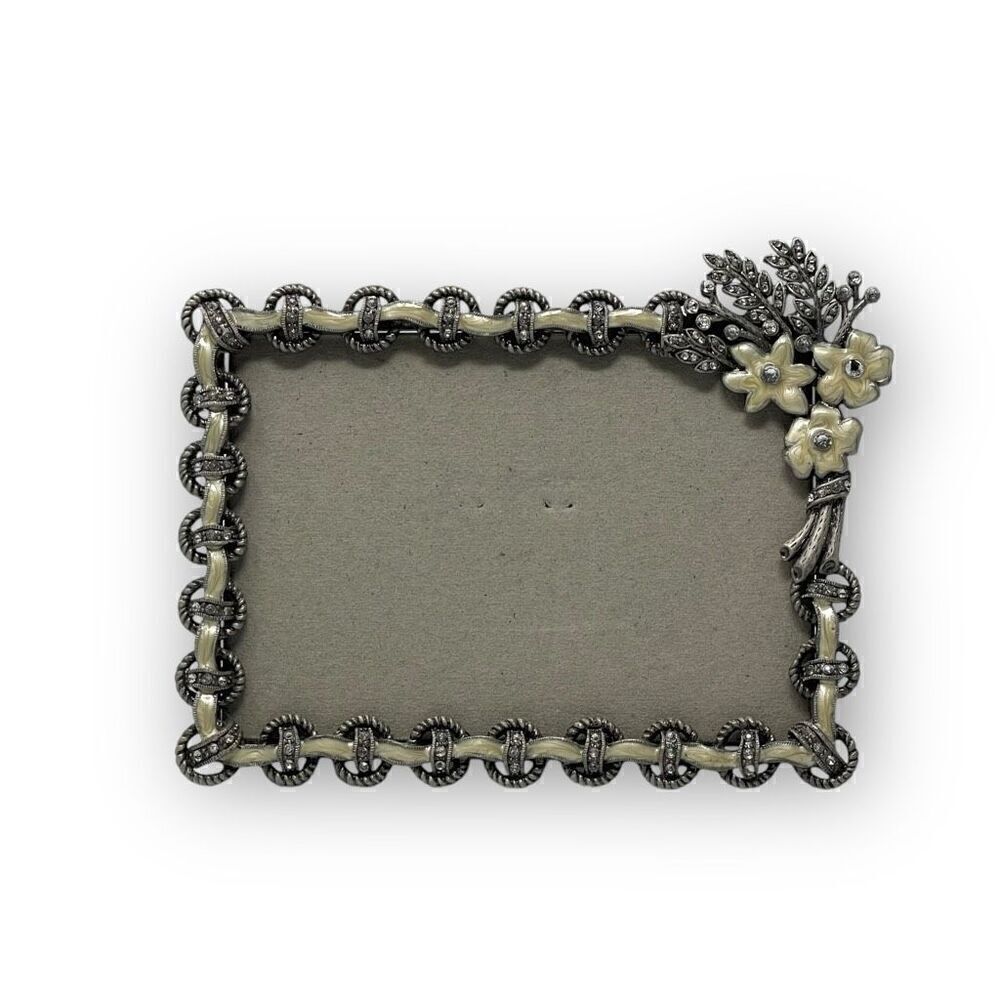 Six Trees Floral Bouquet Rhinestone Cream Pewter Metal Photo Picture Frame Flaw